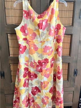 Liz Claiborne Charming Multicolor Floral Dress in Muted Pink, Orange, Yellow